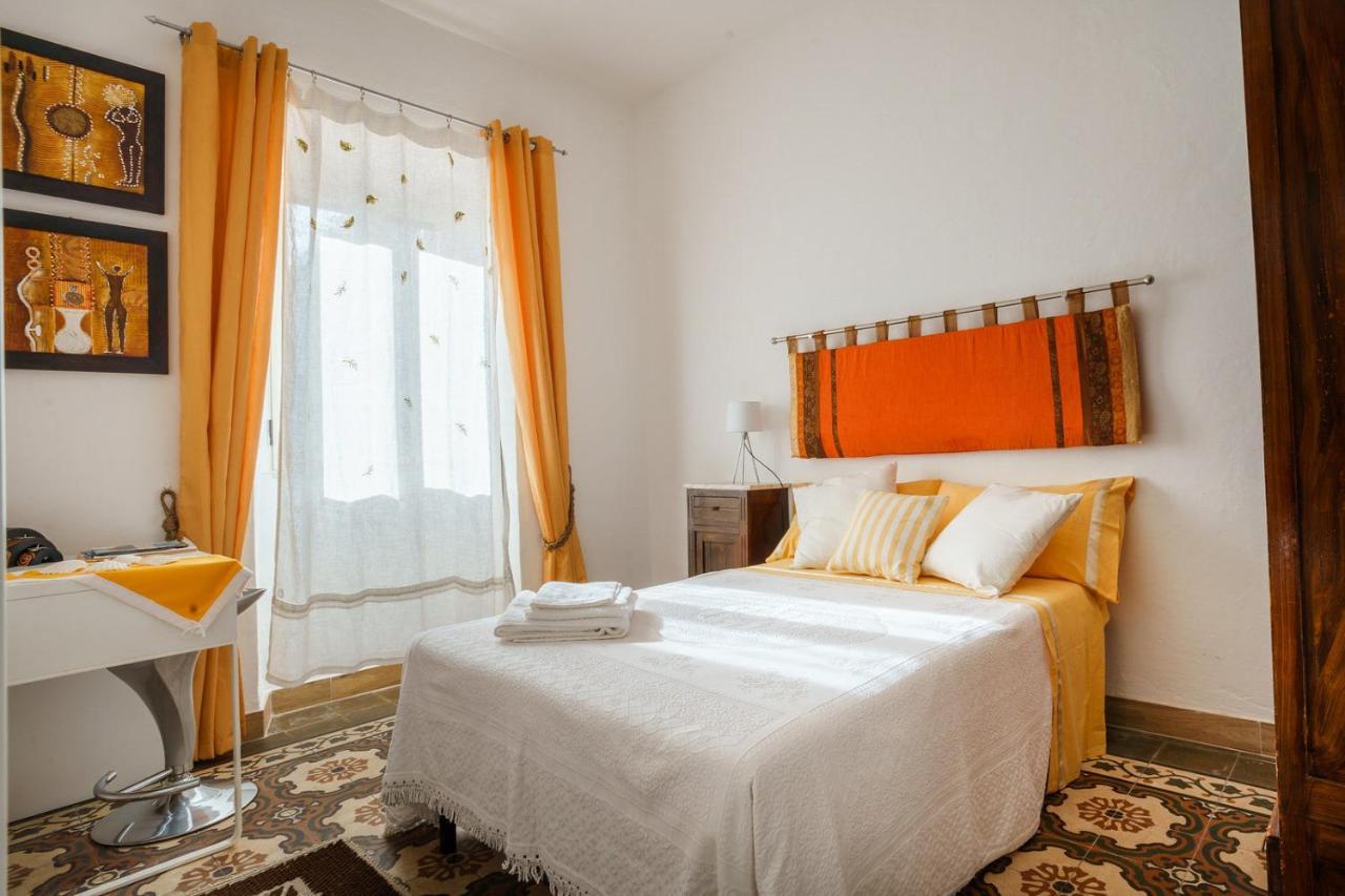 Holiday Home Alle Pavoncelle, Indipendente Con Terrazzo Di 60 Mq Portoscuso Eksteriør bilde